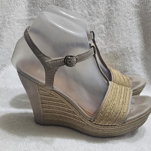 UGG Australia Fitchie Platform Wedge Sandals 1006844 Oyster Tan beige size 8 - Picture 8 of 8